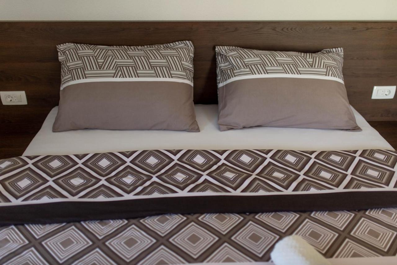 Apartmani Mia Prozor Zewnętrze zdjęcie