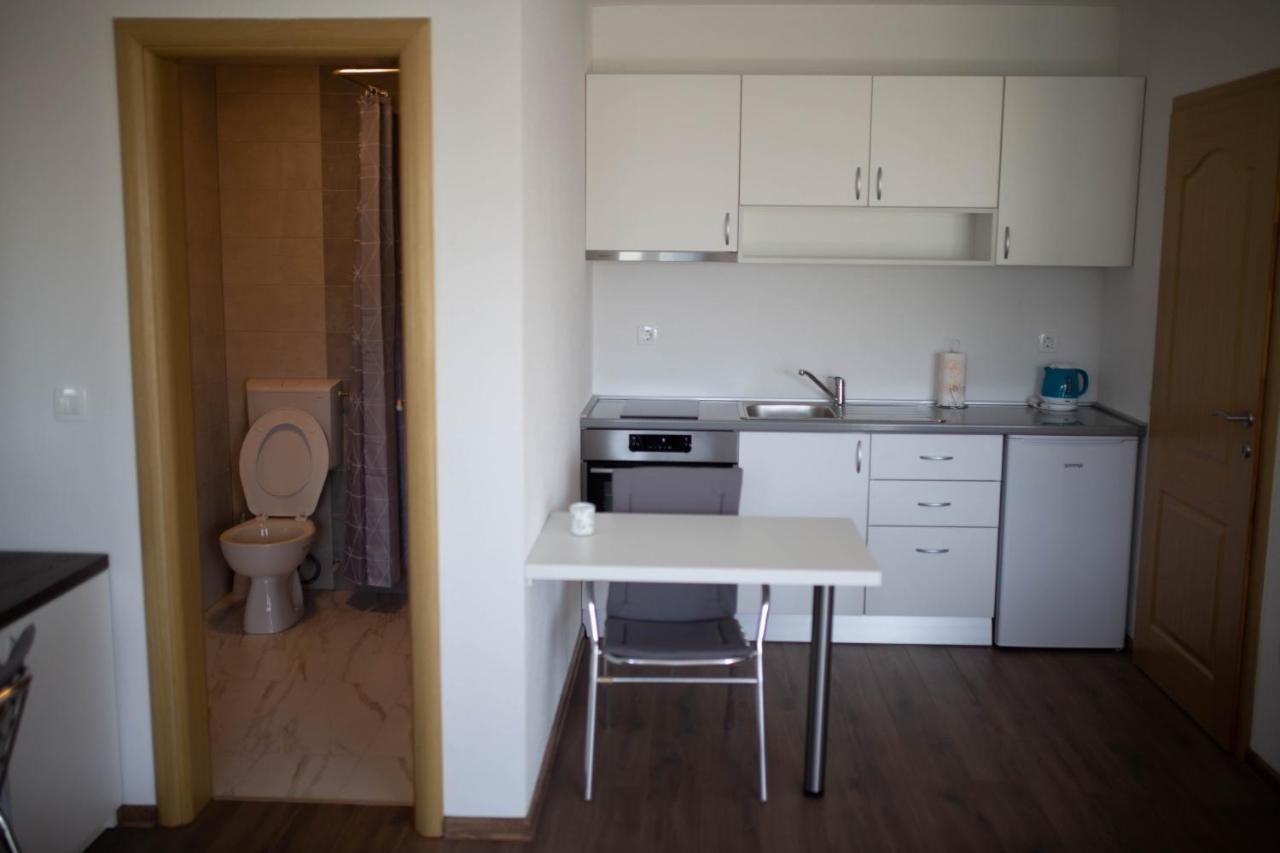 Apartmani Mia Prozor Zewnętrze zdjęcie