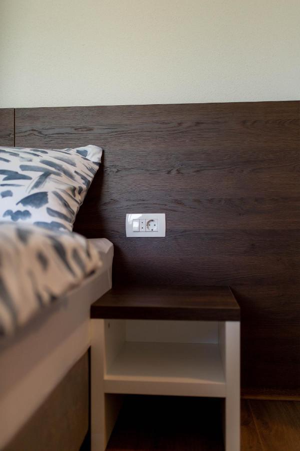 Apartmani Mia Prozor Zewnętrze zdjęcie